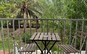 Villa Mare - 2 Beds With Balcony, Patio And Pool And Direct Park Access